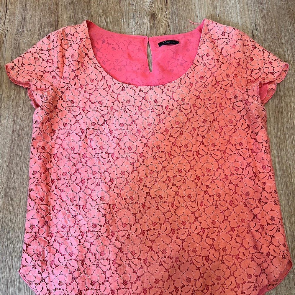 Aritzia Talula Betsy Floral Scalloped Lace Short Sleeve Blouse